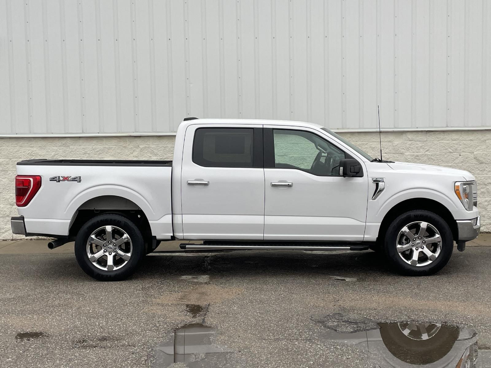 Used 2021 Ford F-150 XLT Crew Cab Truck for sale in Lincoln NE