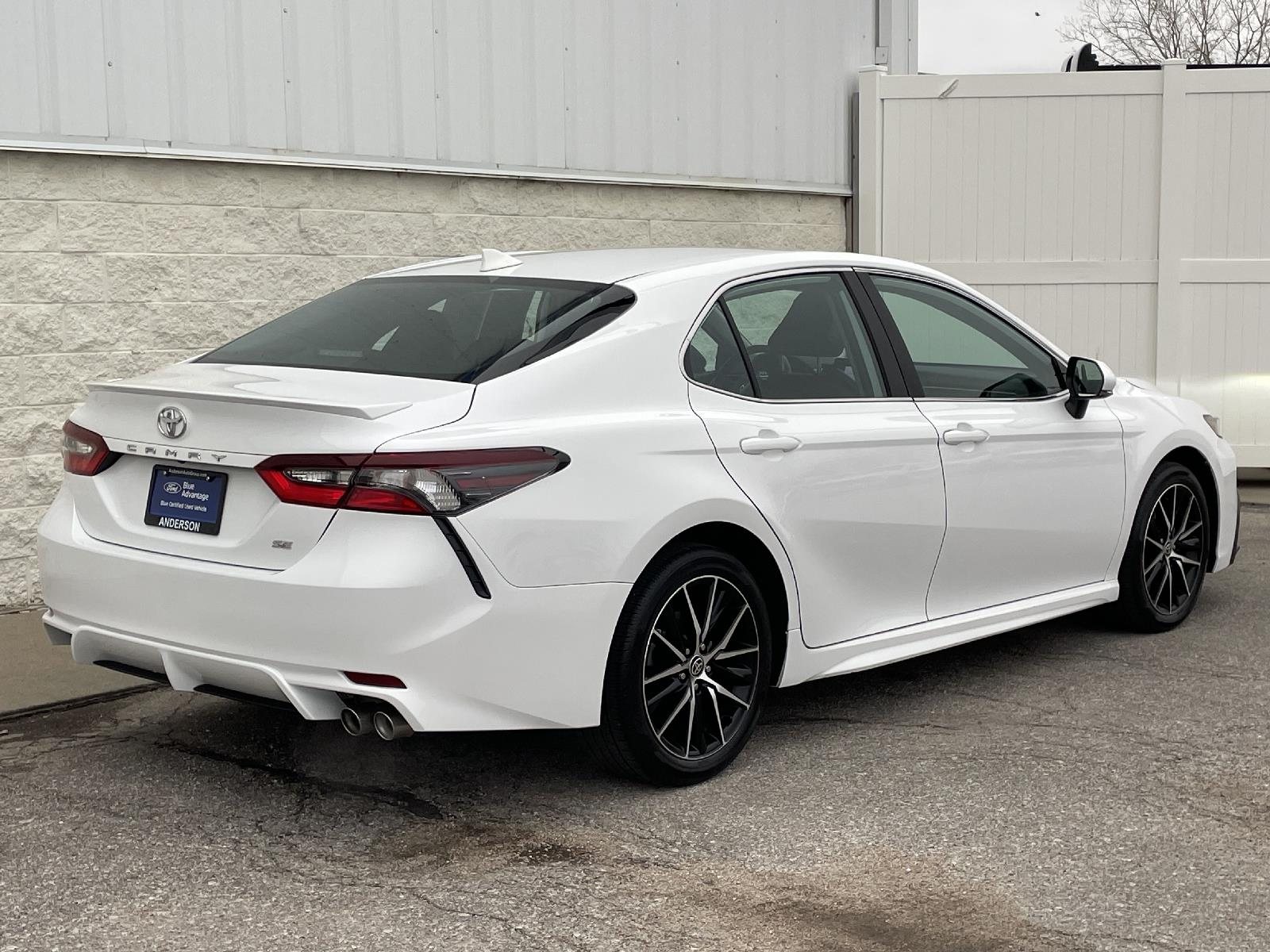 Used 2024 Toyota Camry SE Sedan for sale in Lincoln NE