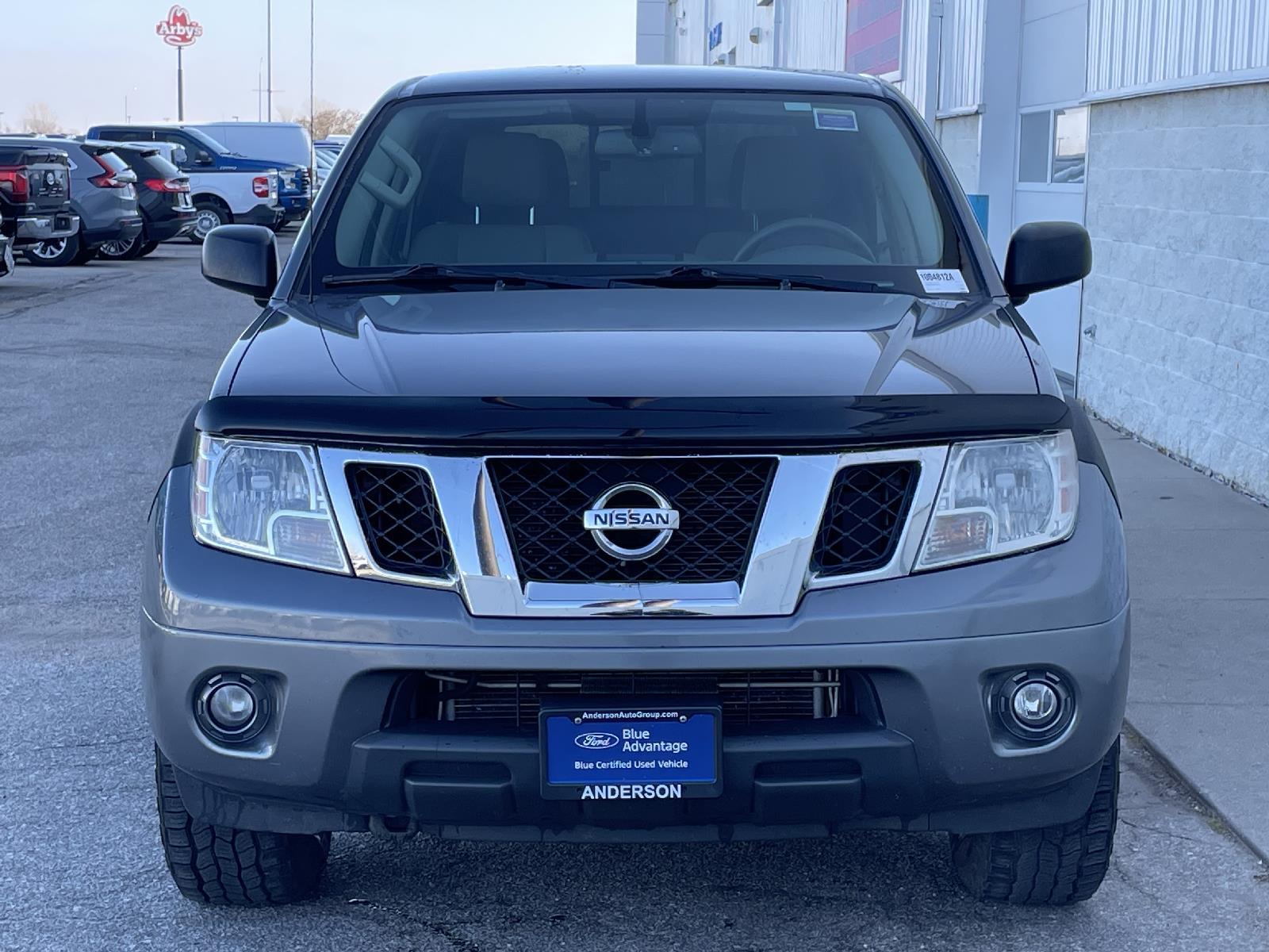 Used 2019 Nissan Frontier SV Crew Cab Truck for sale in Lincoln NE