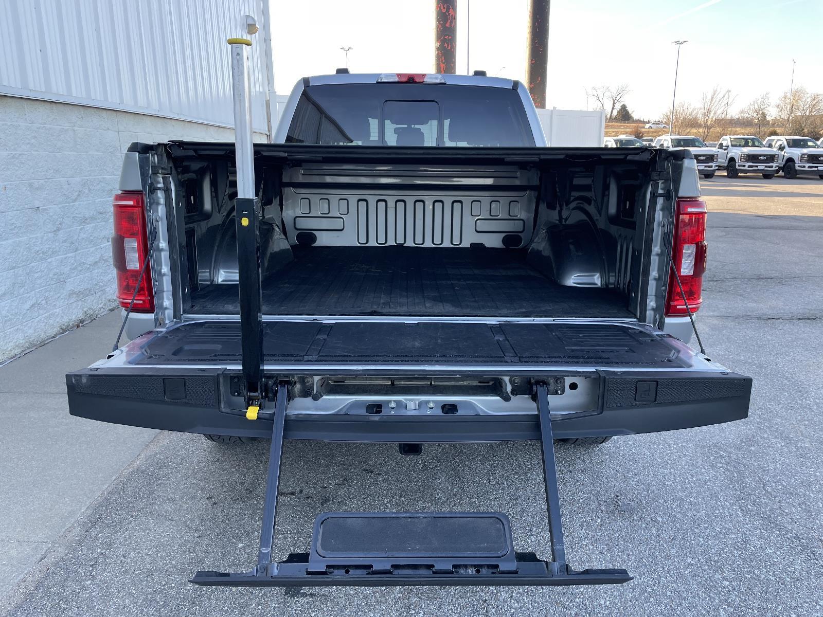 Used 2022 Ford F-150 XLT Crew Cab Truck for sale in Lincoln NE