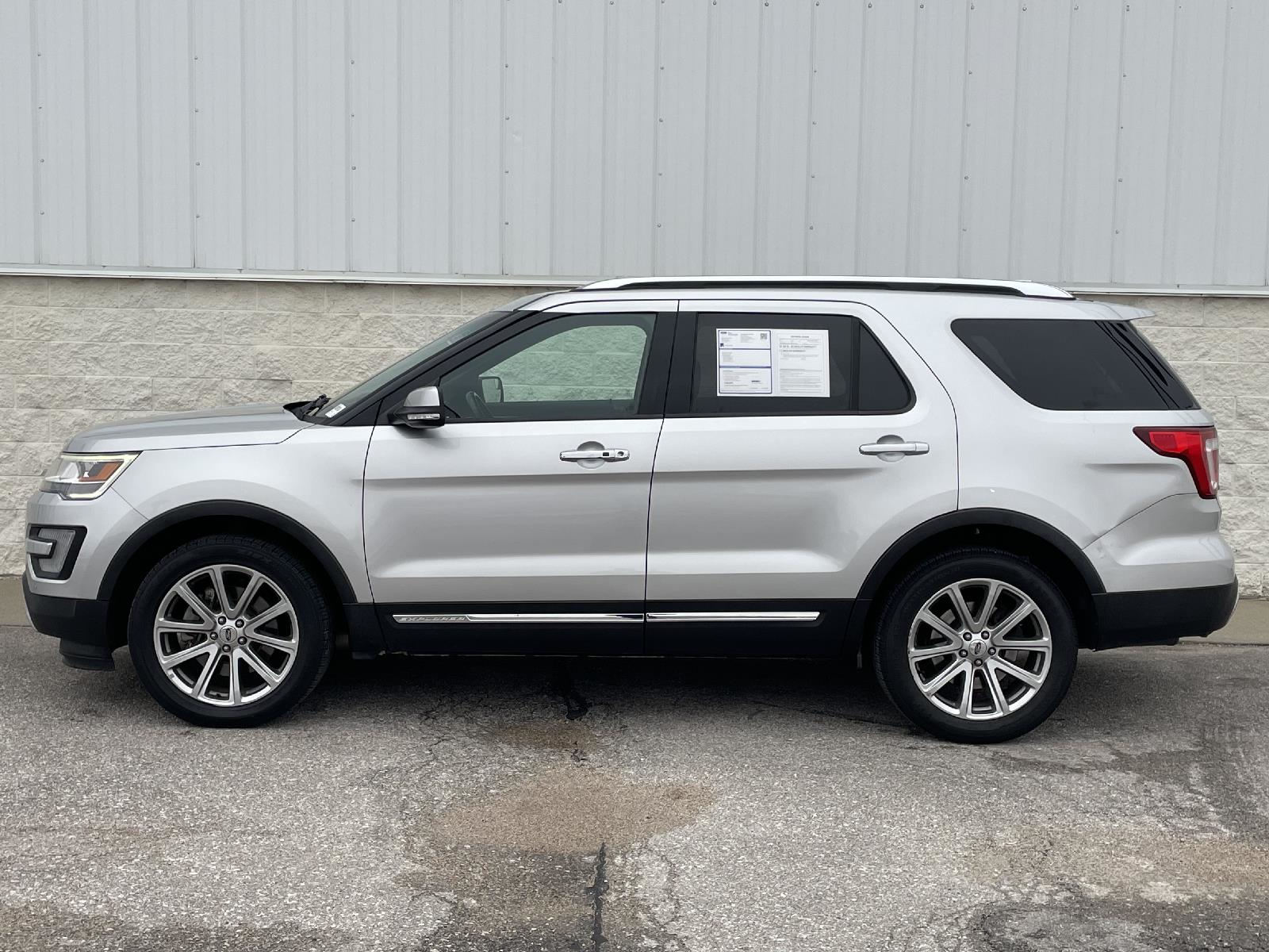 Used 2017 Ford Explorer Limited SUV for sale in Lincoln NE