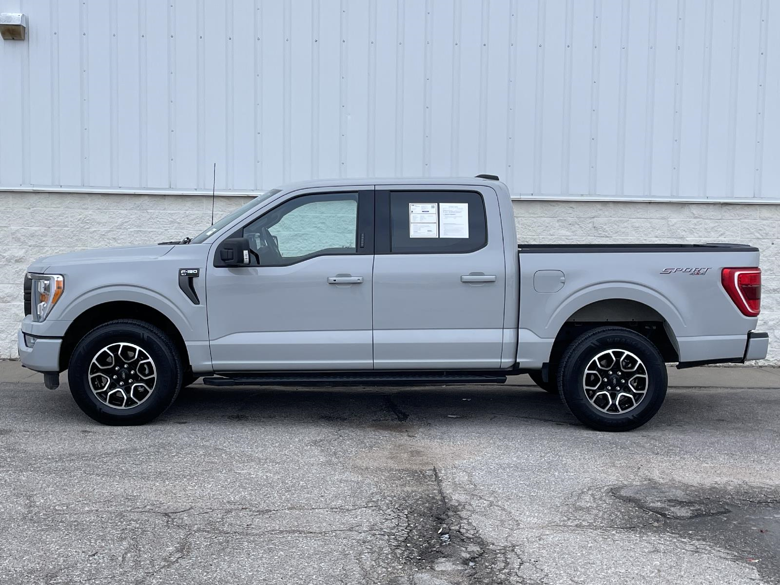 Used 2023 Ford F-150 XLT Crew Cab Truck for sale in Lincoln NE