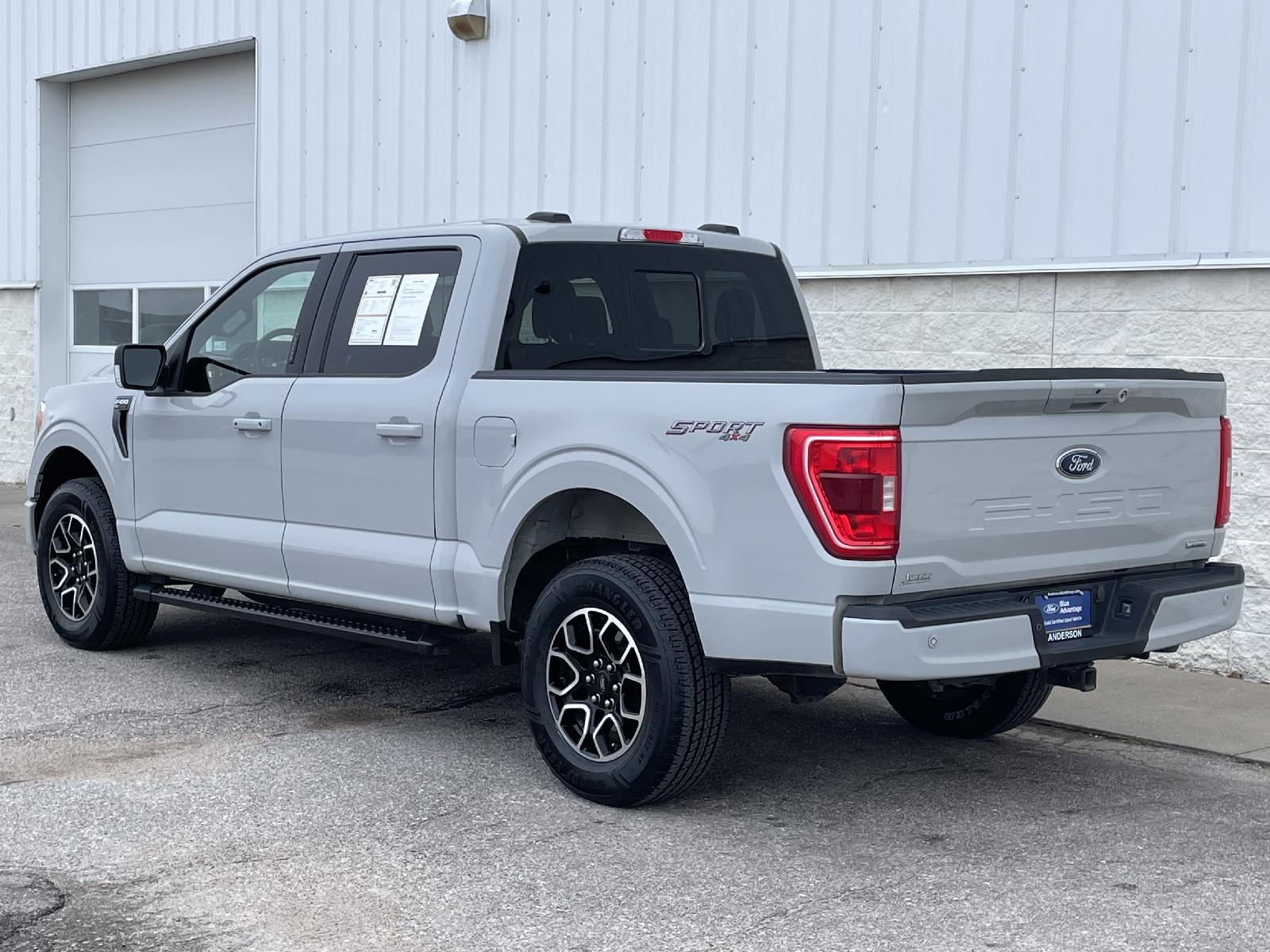 Used 2023 Ford F-150 XLT Crew Cab Truck for sale in Lincoln NE