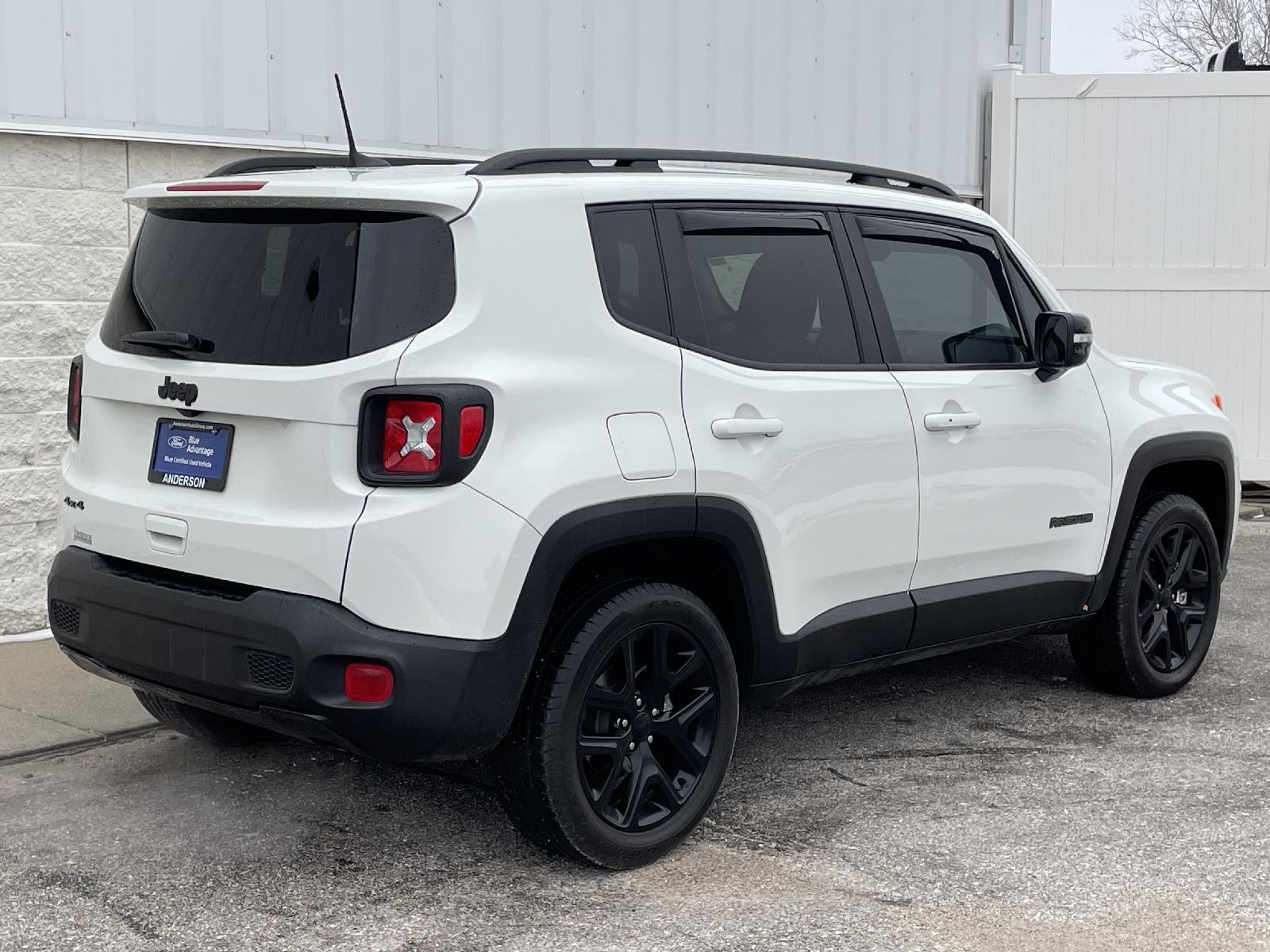 Used 2022 Jeep Renegade Altitude SUV for sale in Lincoln NE