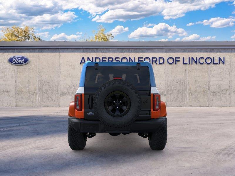 Vehicle photo 5