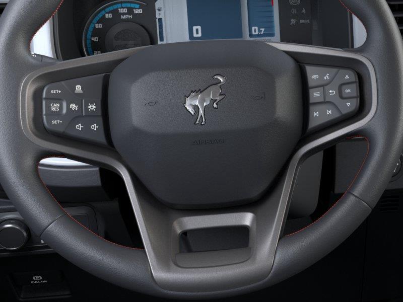 Vehicle photo 14