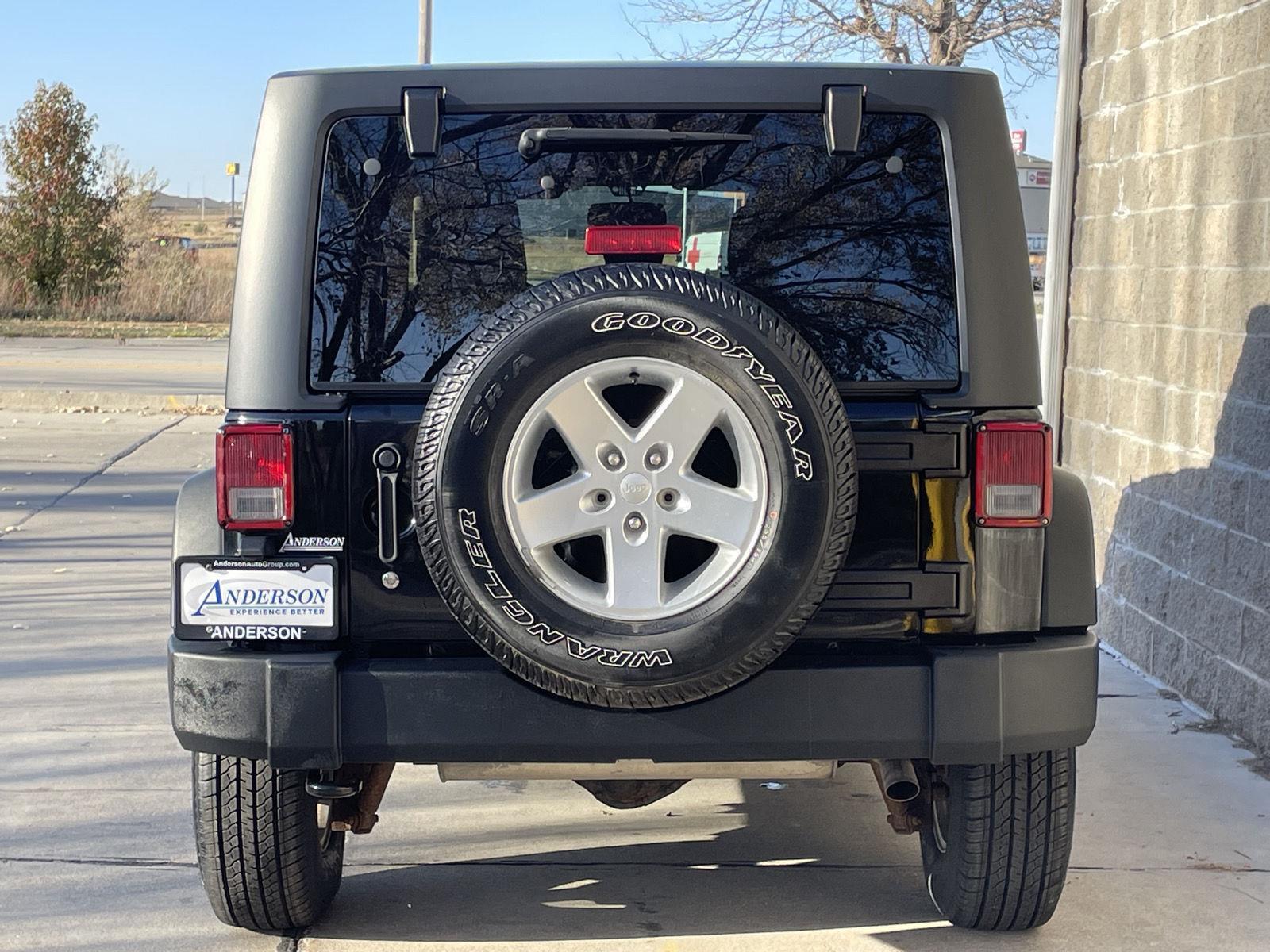 Used 2014 Jeep Wrangler Unlimited for sale in Lincoln NE