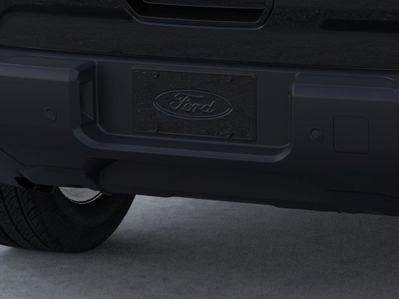 Vehicle photo 23