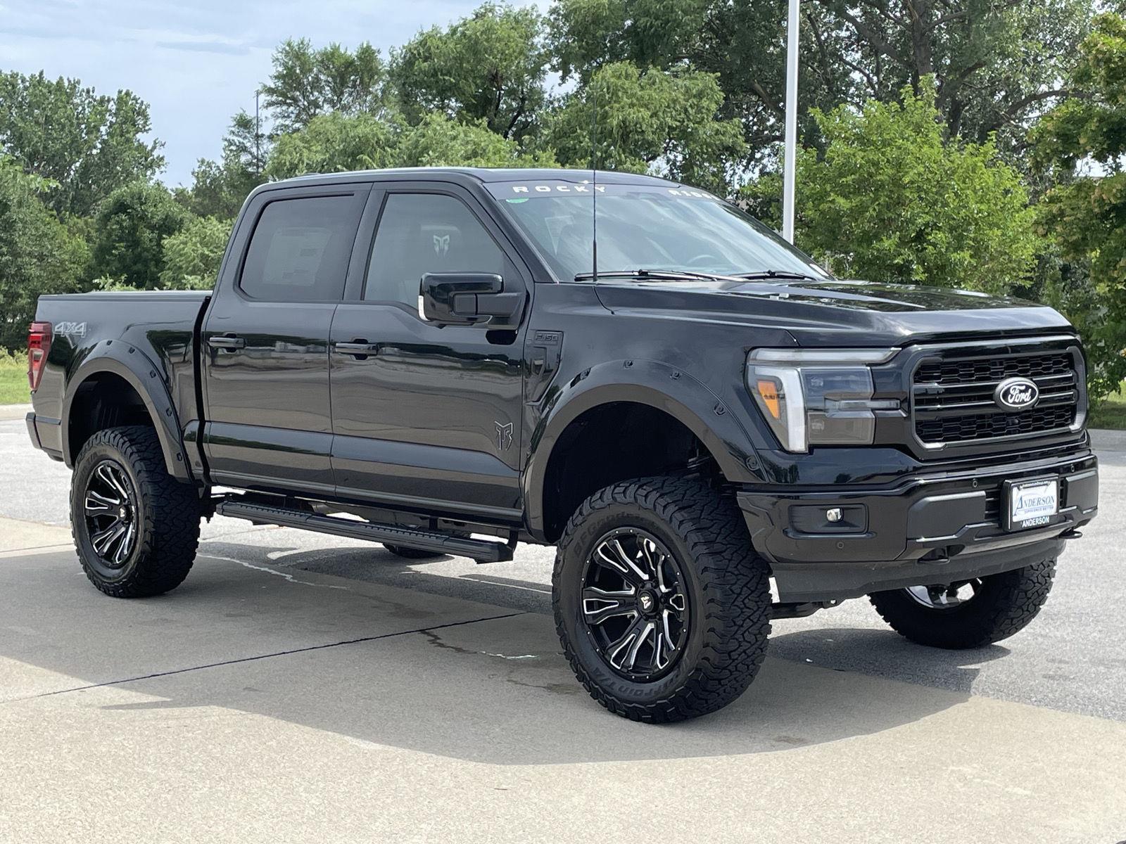 Vehicle photo 5