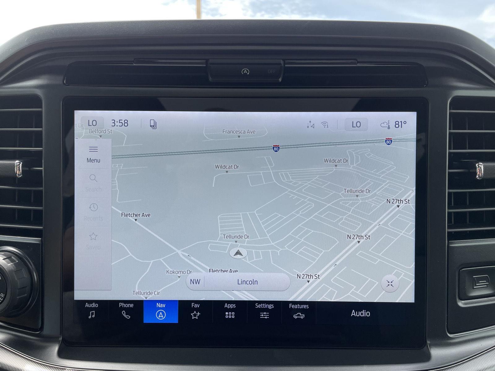 Vehicle photo 26