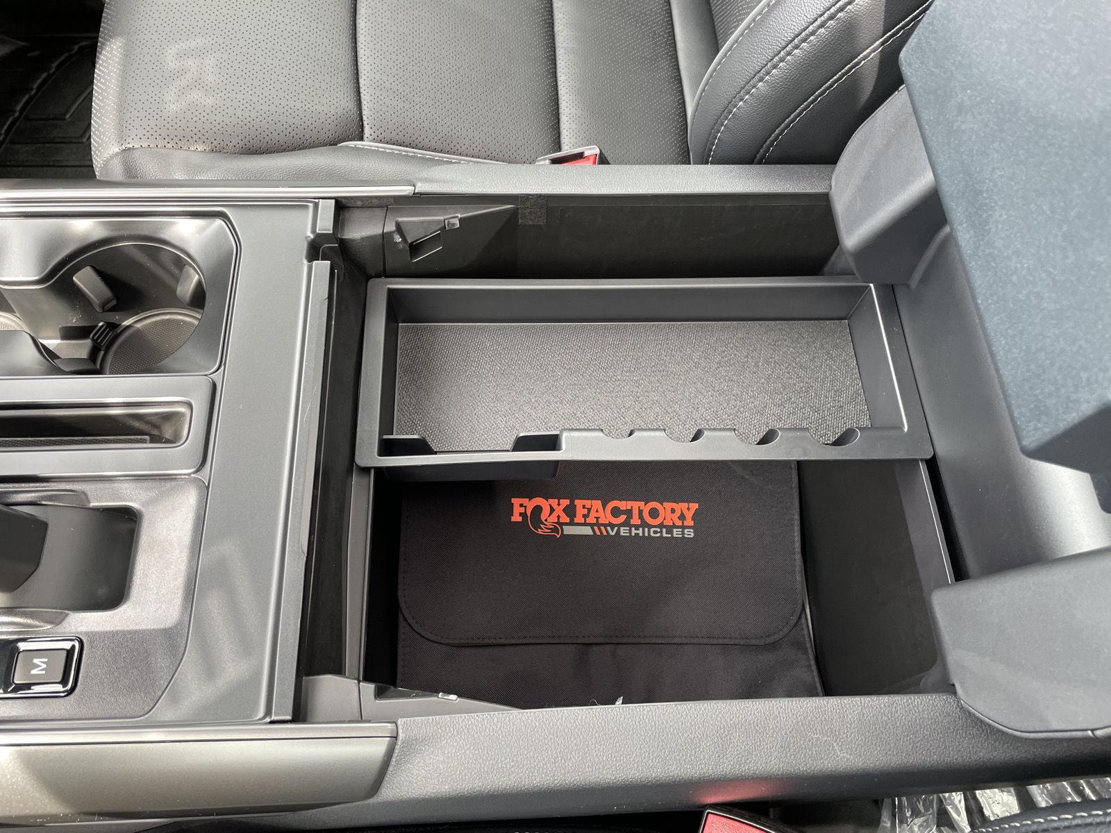 Vehicle photo 38