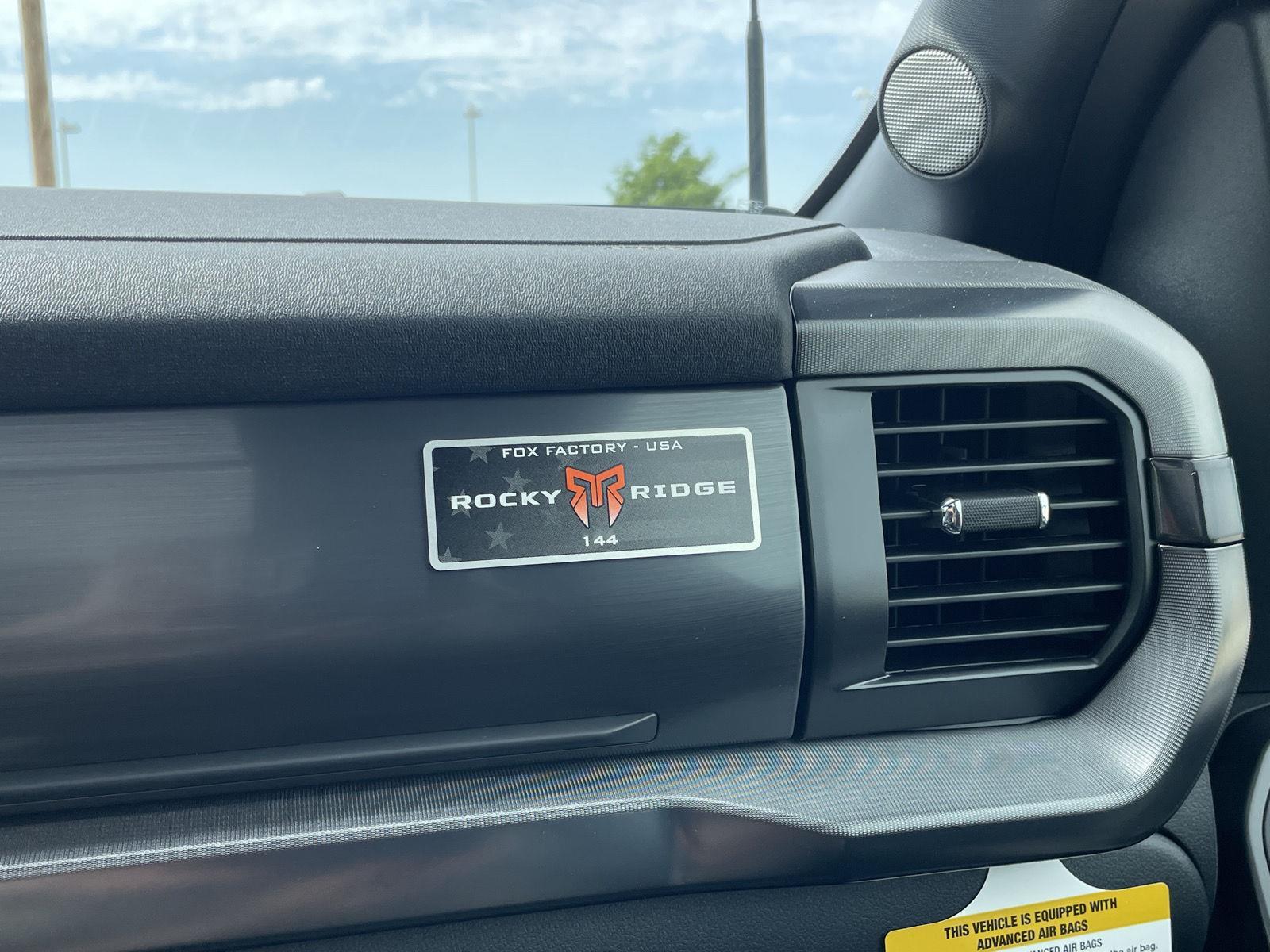 Vehicle photo 39