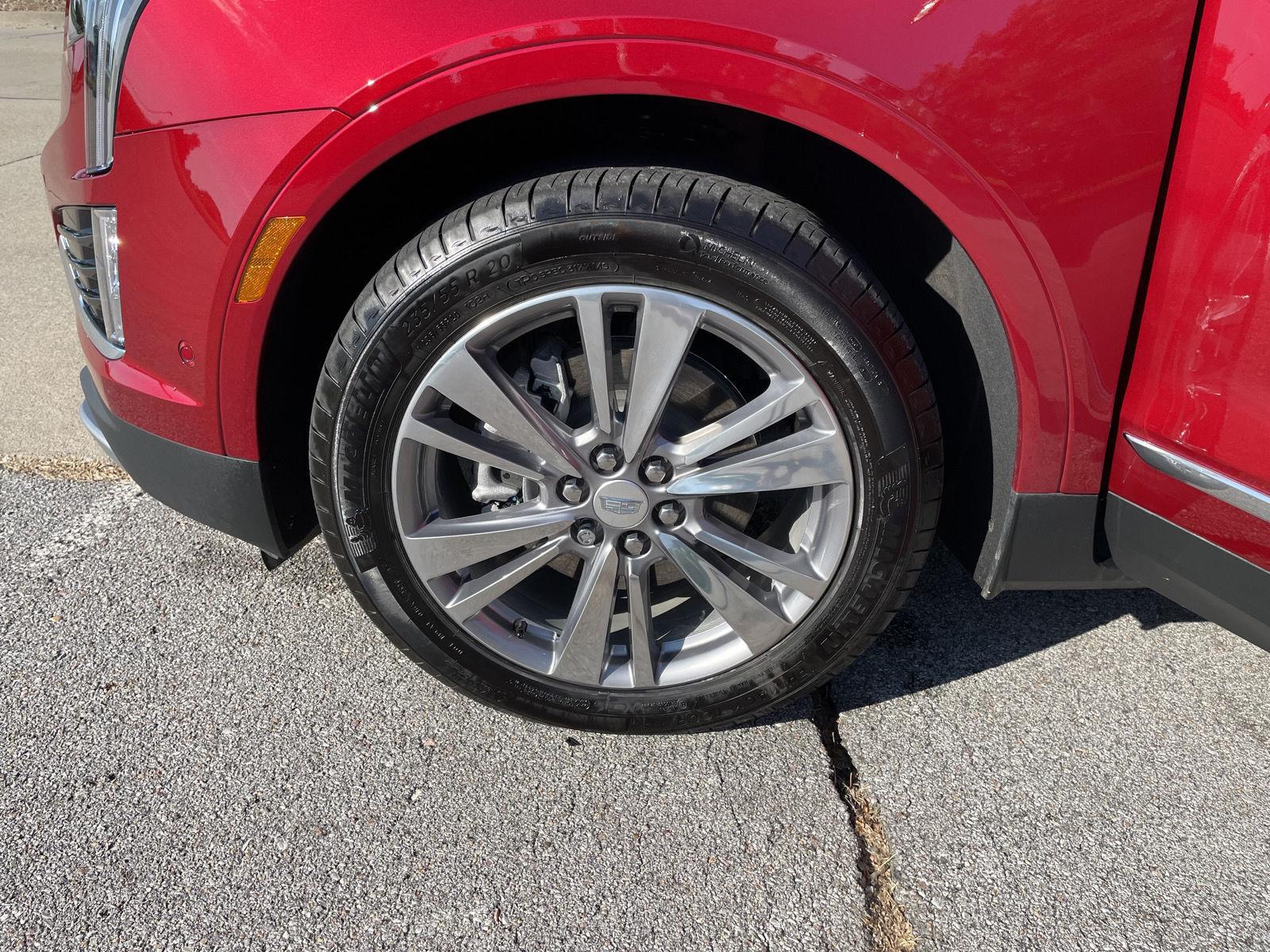 Vehicle photo 10