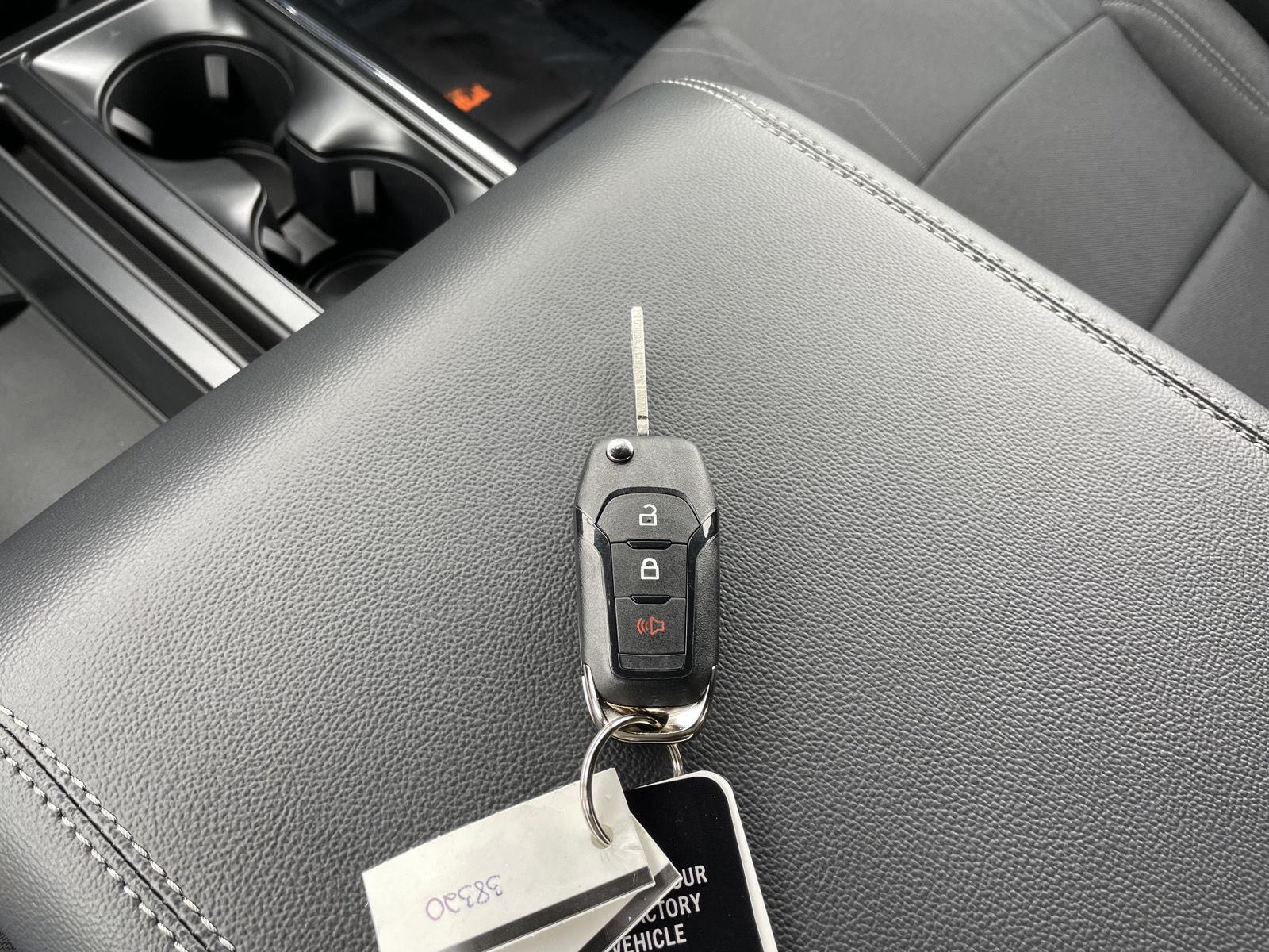 Vehicle photo 36