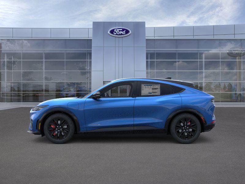 2025 Ford Mustang Mach-E Premium photo 3