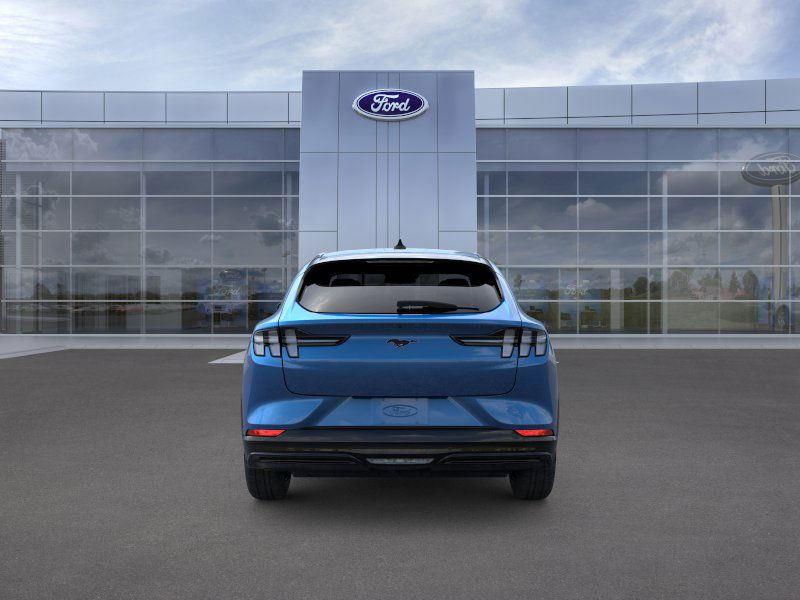 2025 Ford Mustang Mach-E Premium photo 5