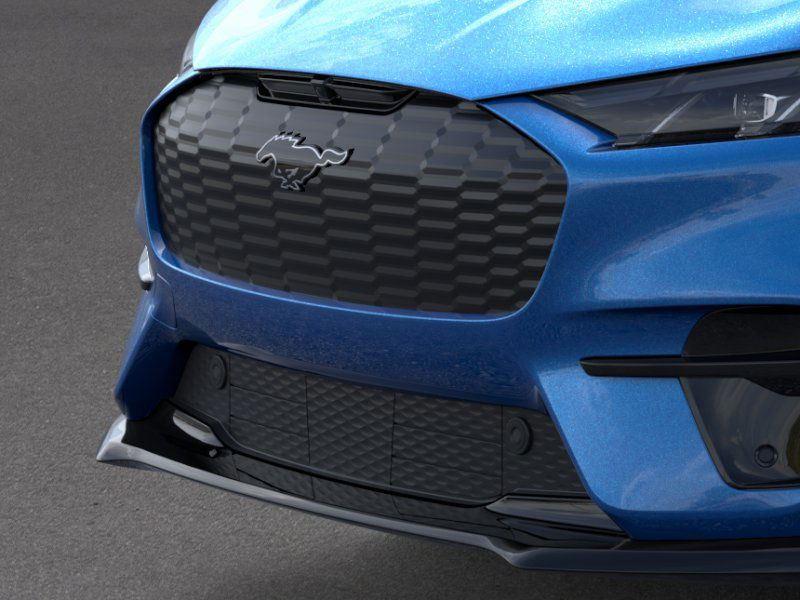 2025 Ford Mustang Mach-E Premium photo 17