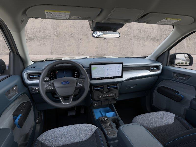 Vehicle photo 9