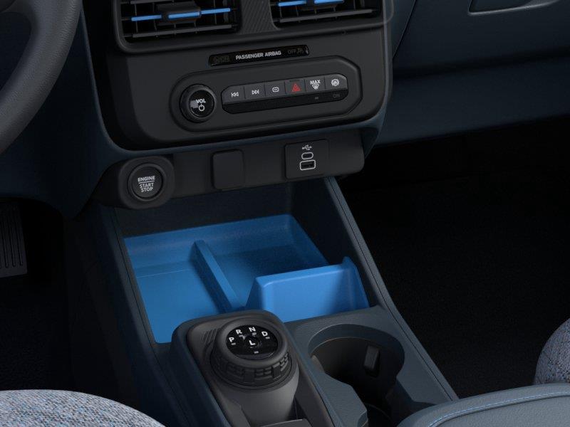 Vehicle photo 16