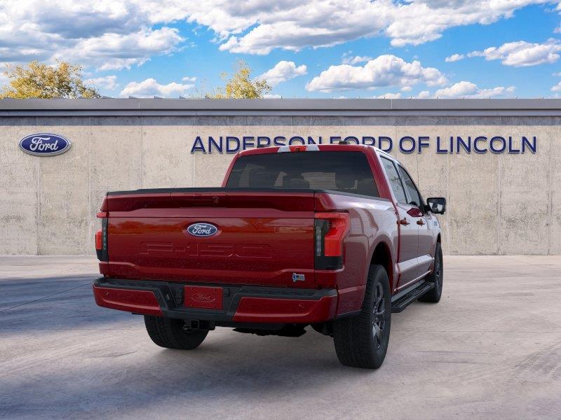 Vehicle photo 8