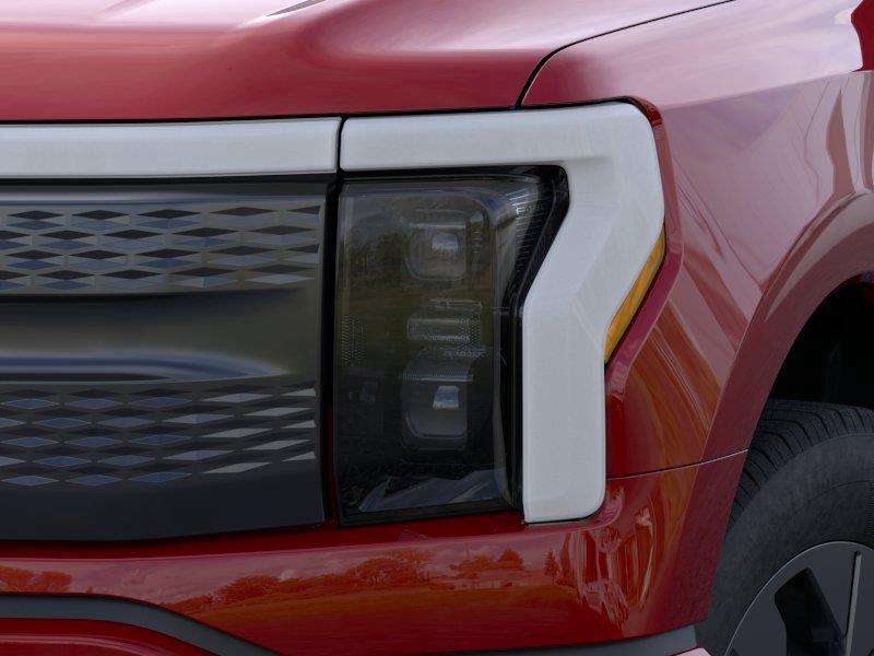 Vehicle photo 18