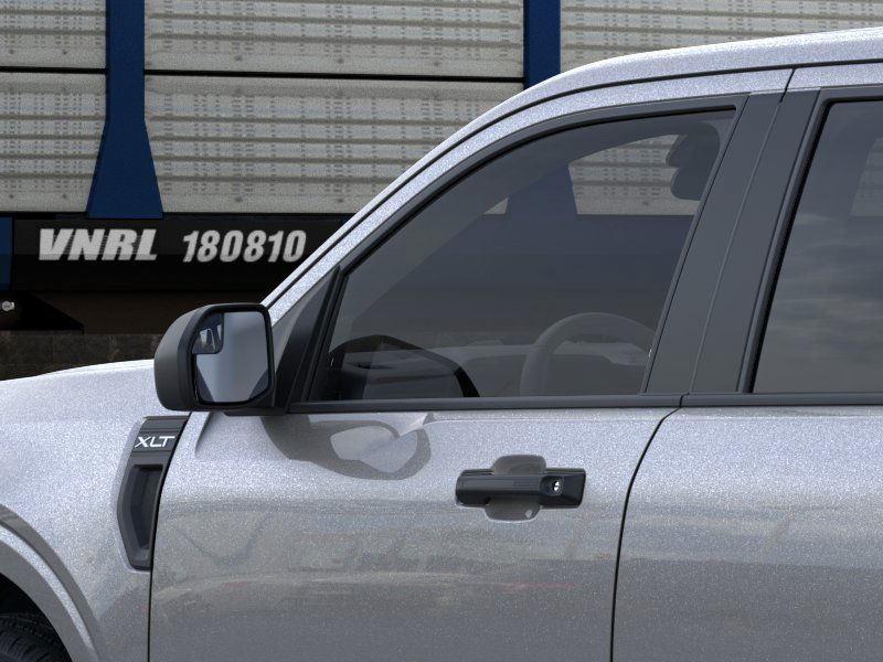2025 Ford Maverick XLT photo 9