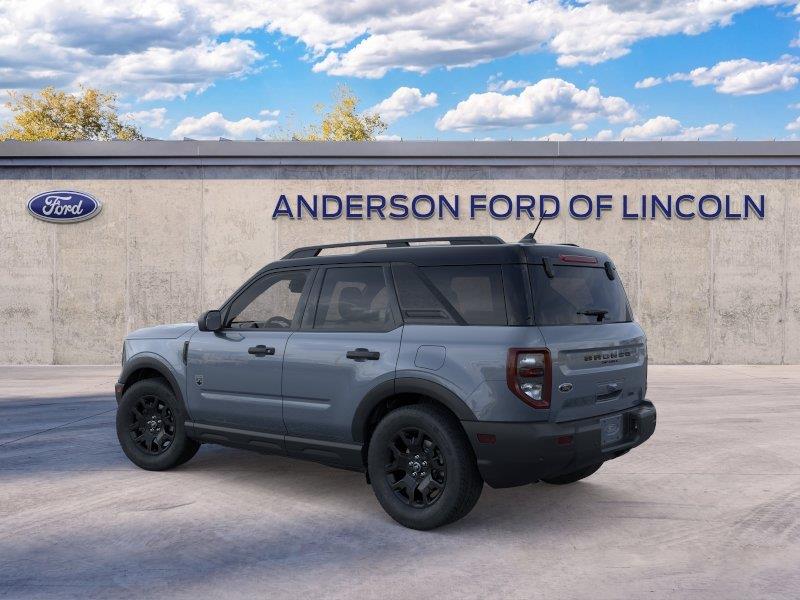 Vehicle photo 4