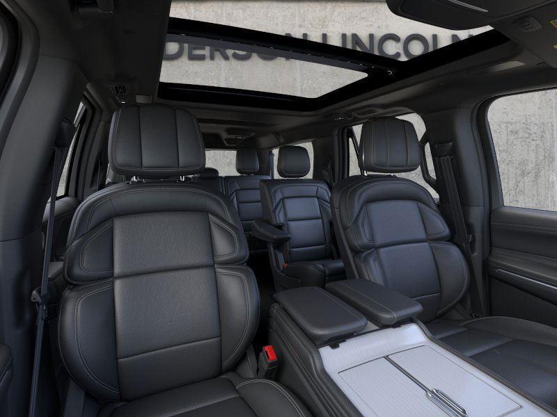 New 2025 Lincoln Navigator L for sale in Lincoln NE