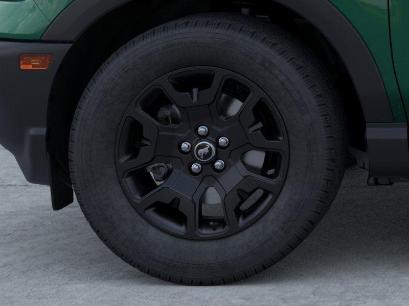 Vehicle photo 19