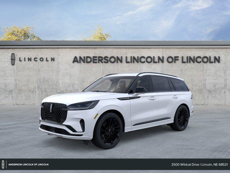 Pristine White Metallic Tri-Coat 2026 Lincoln Aviator SUV / Crossover All-Wheel Drive Automatic