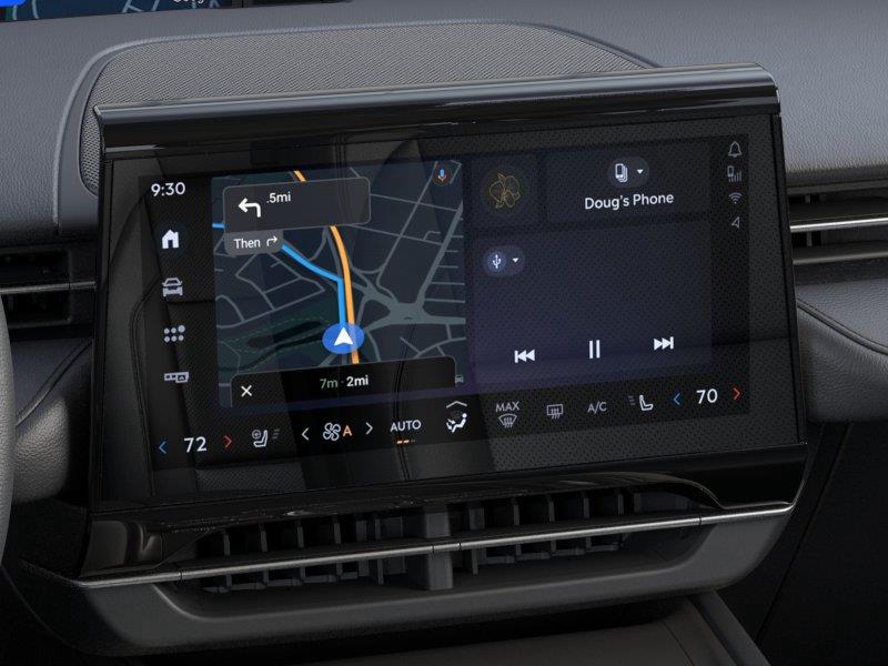 Vehicle photo 14