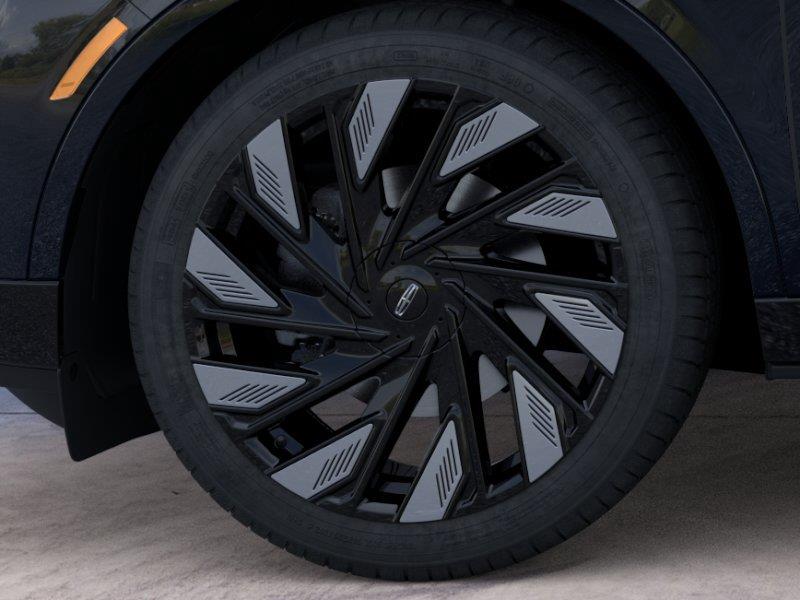 Vehicle photo 19