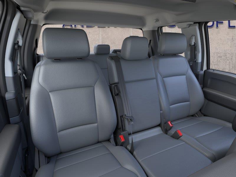 Vehicle photo 10