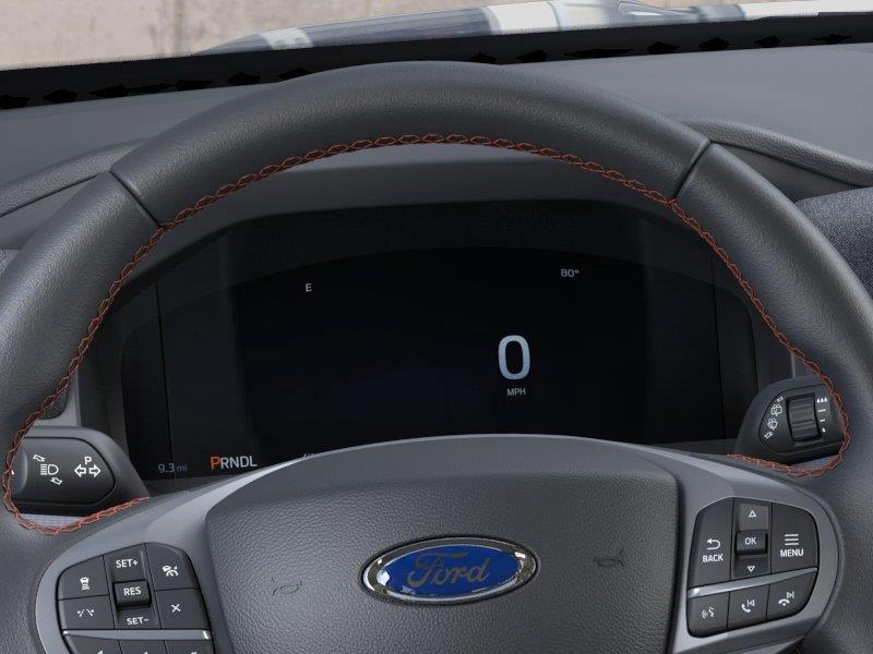Vehicle photo 13
