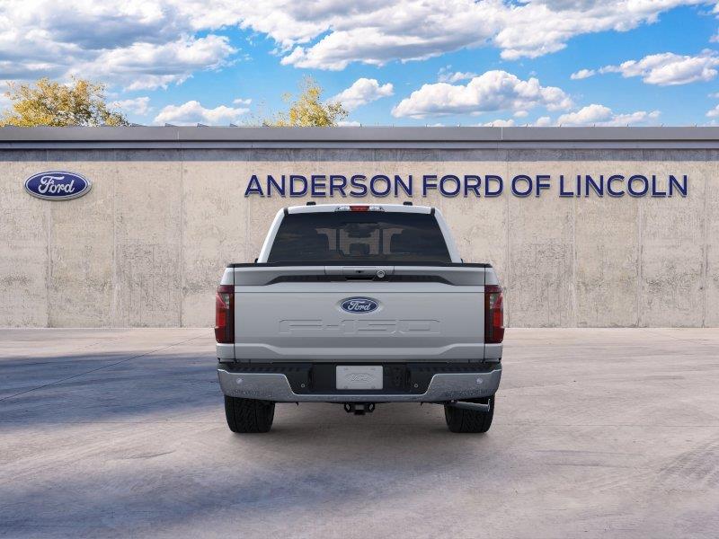 Vehicle photo 5