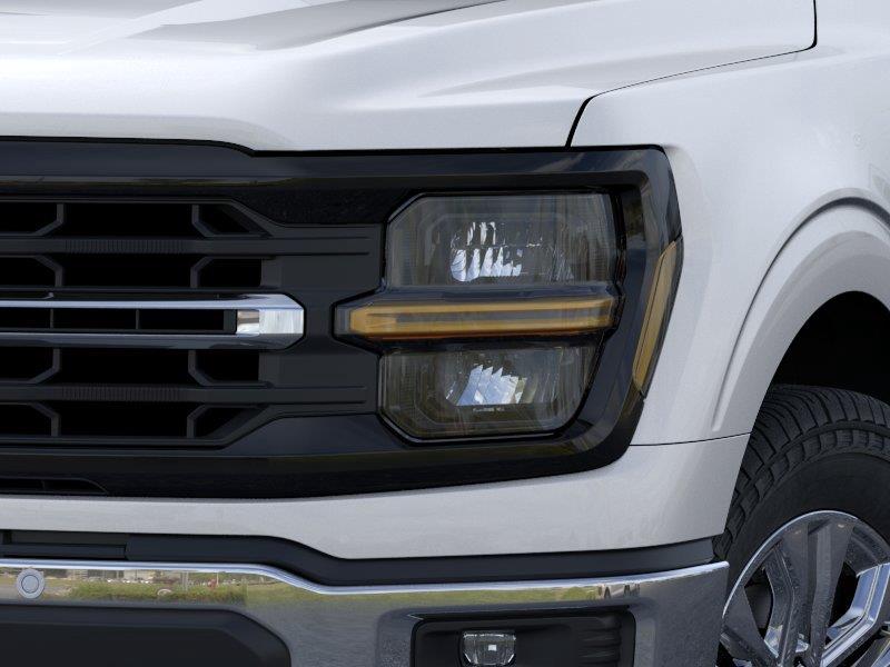 Vehicle photo 18