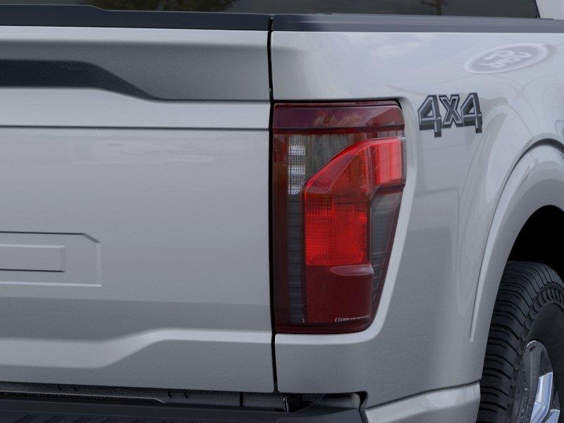 Vehicle photo 21