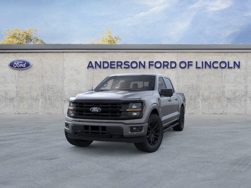 Vehicle photo 2