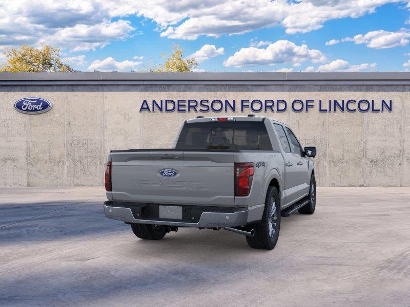 Vehicle photo 8