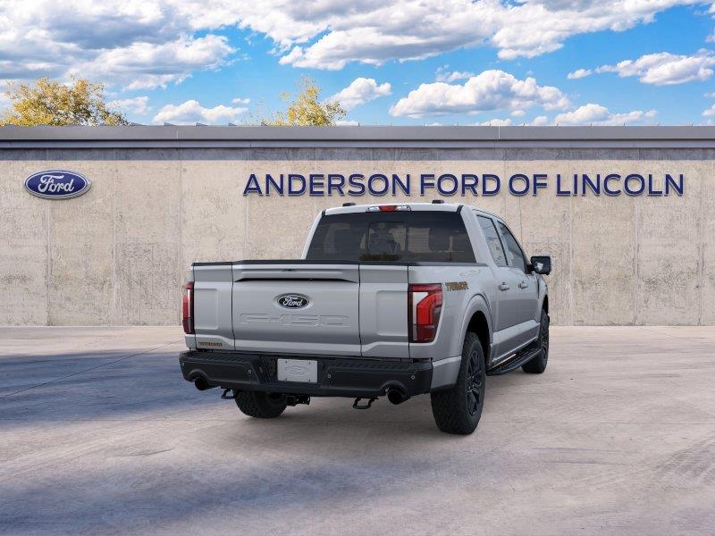 Vehicle photo 8
