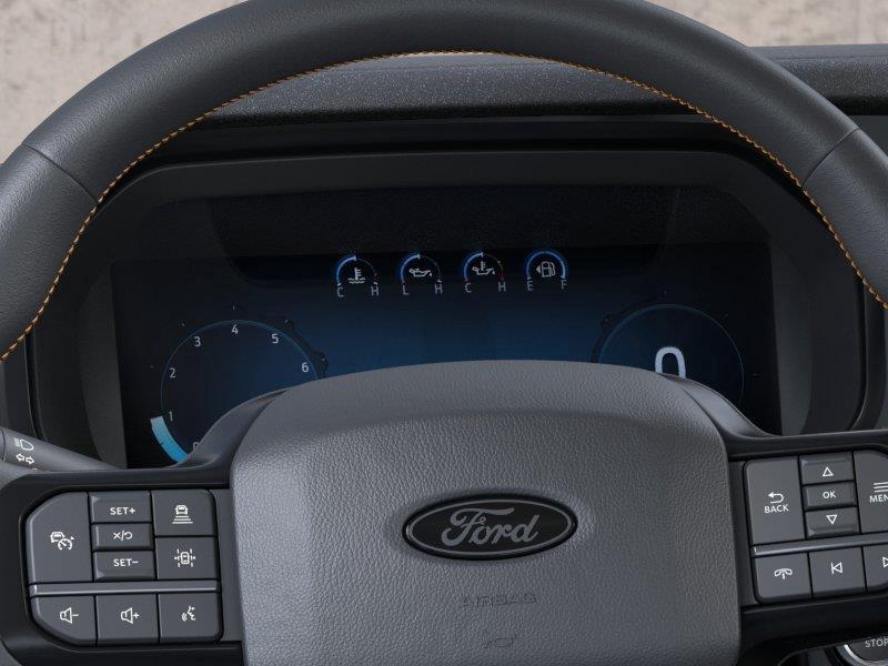 Vehicle photo 13