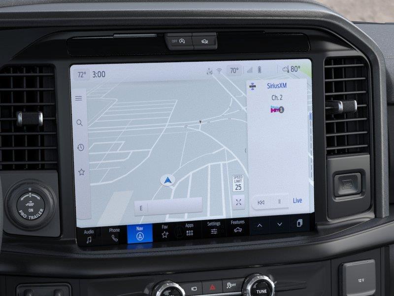 Vehicle photo 14
