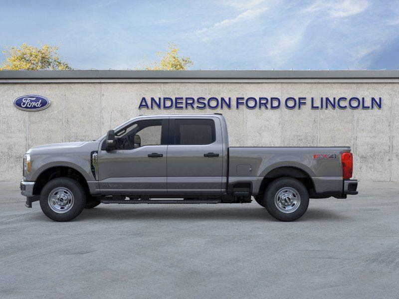 Vehicle photo 3