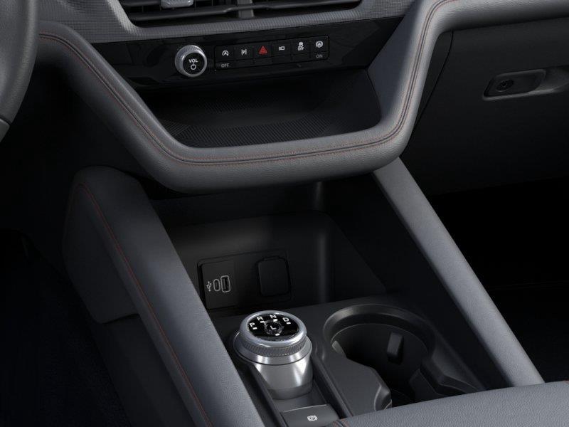 Vehicle photo 15
