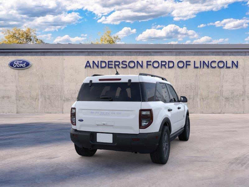 Vehicle photo 8