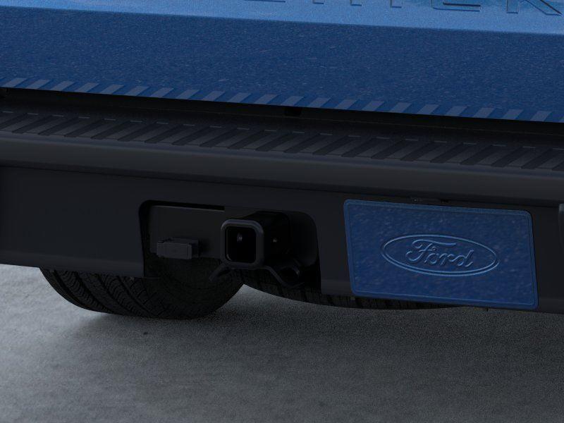 Vehicle photo 23