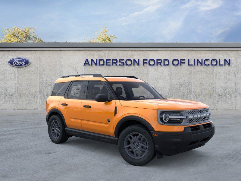 Vehicle photo 7