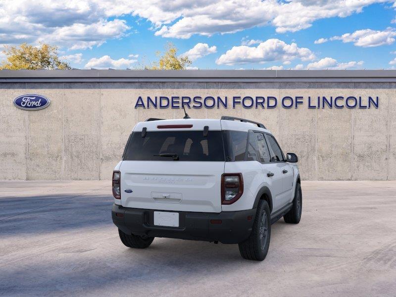 Vehicle photo 8