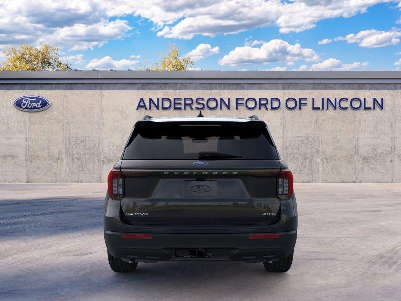 Vehicle photo 5