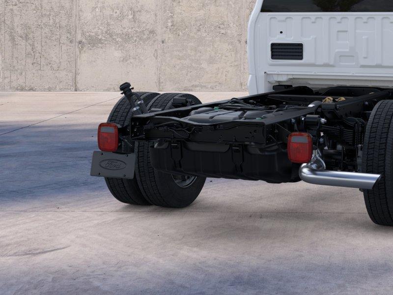 2026 Ford F-450 Super Duty Chassis Cab XL - Photo 21